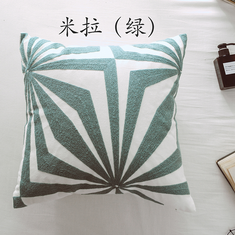 2018新款八月刺绣抱枕 45x45cm/个（含芯） 米拉（绿）