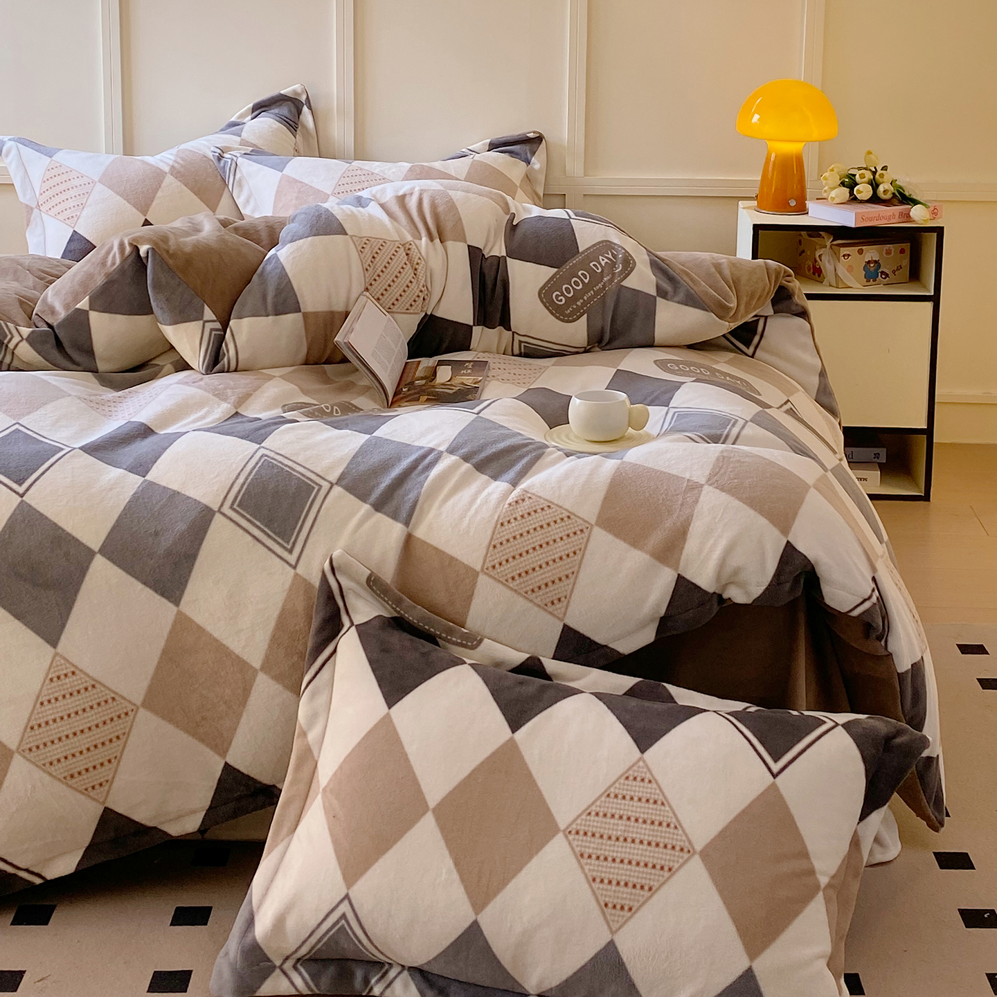 2025新款牛奶绒印花四件套 几何空间-灰