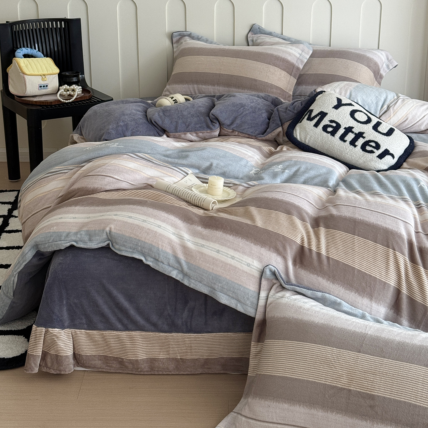 2025新款牛奶绒印花四件套 英伦之旅-蓝