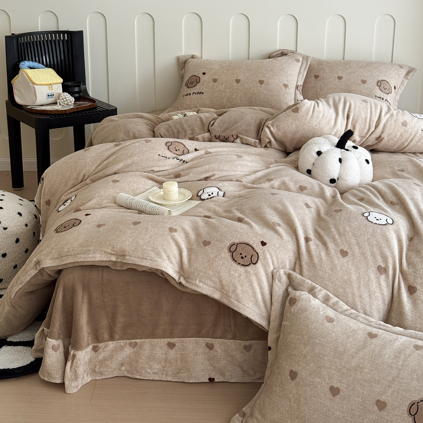 2025新款牛奶绒印花四件套 爱意萌动