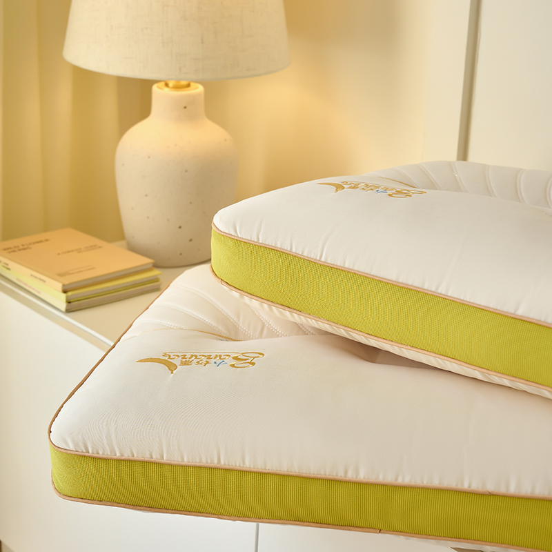 2024新款A类小奶蕉亲子分区护颈枕 枕头枕芯 48*74cm小奶蕉黄色 一个