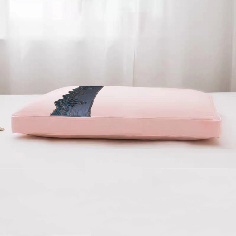 2019新款玻尿酸蚕丝枕头蕾丝款（40*60cm） 粉色