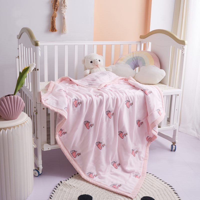2024新款加厚婴童纱布被系列 120*120cm 小天鹅粉