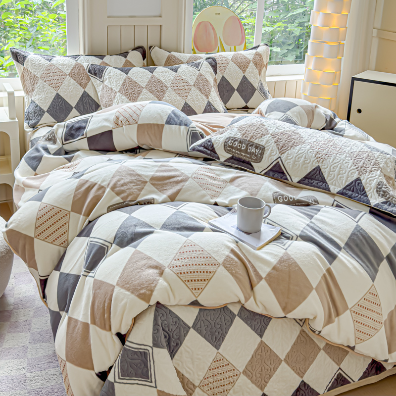 2025秋冬新款印花牛奶绒床盖四件套宽边加厚 直角款-几何空间