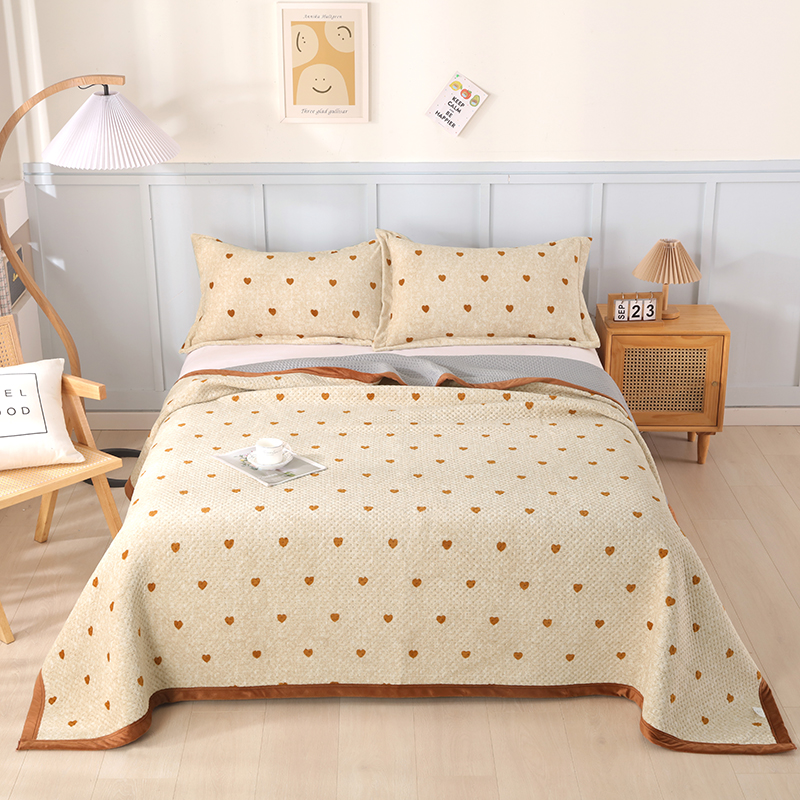 新款高密度牛奶绒多功能床盖 盖毯 90*200cm单床盖 黄色爱心
