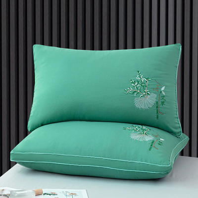 立体艾草枕 羽丝枕 护颈枕 成人枕头 中高枕 新品枕芯 立体艾草枕绿色低枕