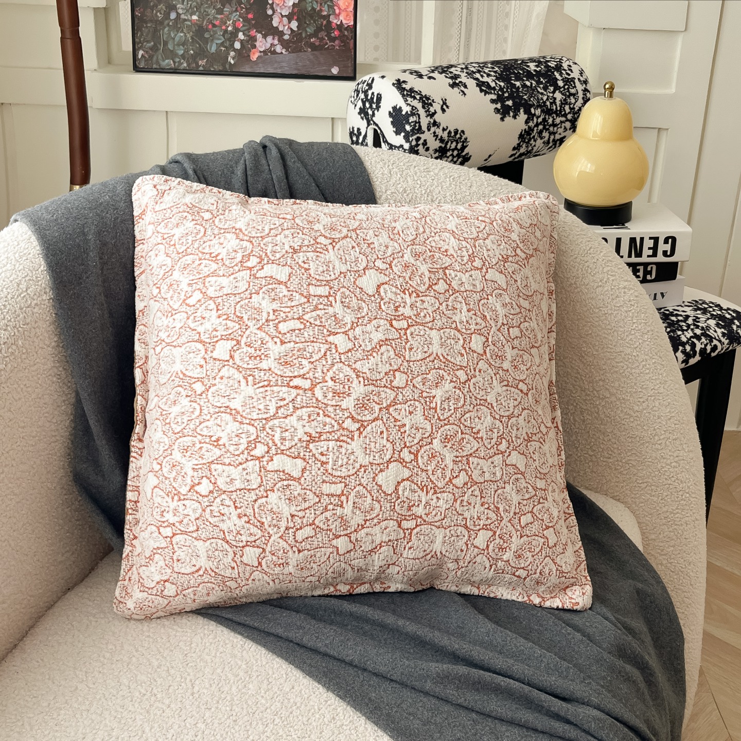 2025新款雪尼尔蝶影织梦系列抱枕 粉色