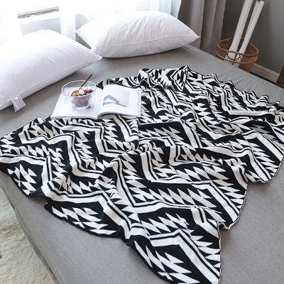 针织线毯 沙发盖毯 针织披肩 空调毯 缤纷三角针织毯 150*200cm 黑白色