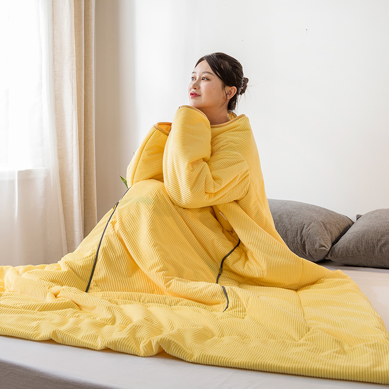 2019新款魔法绒懒人被抱枕被 40X40cm展开120X155cm 黄色