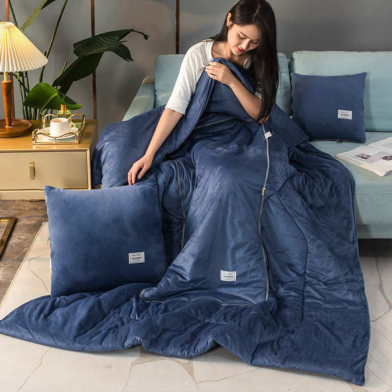 2021新款水晶绒贴布绣抱枕被 45x45cm展开120x160cm 蓝色