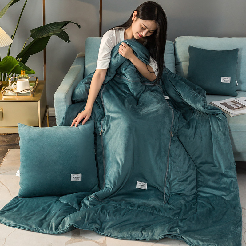 2021新款水晶绒贴布绣抱枕被 45x45cm展开120x160cm 墨绿