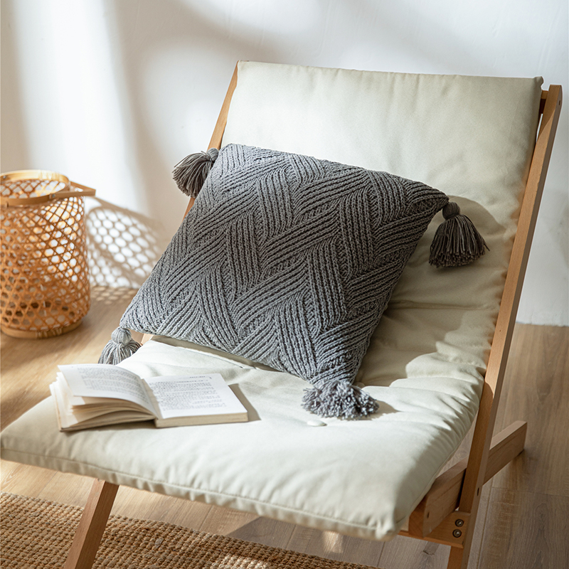 新款芬妮抱枕套靠枕、靠垫、方枕、方垫、午睡靠枕 45x45cm 灰色