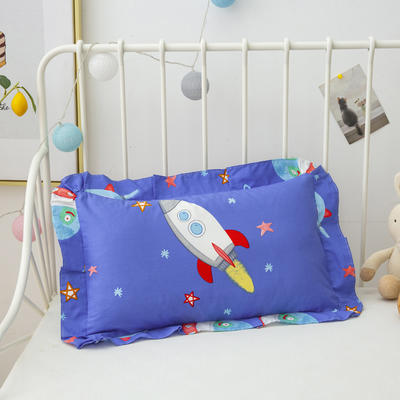 2022新款大版卡通幼儿园婴童儿童花边枕套 30cmX50cm 太空之旅
