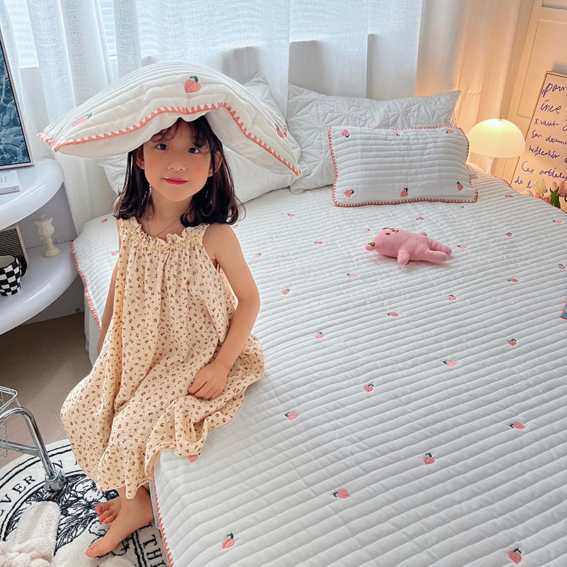 2022新款全棉纱布绗缝刺绣床盖 60×120cm 水蜜桃