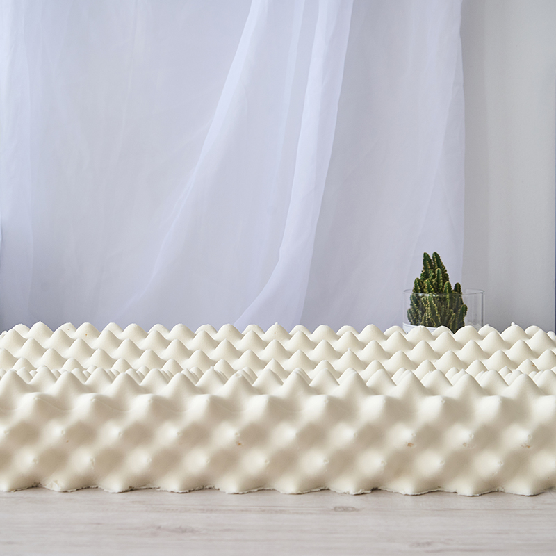 2018新款月亮树大狼牙乳胶枕 62*37*10/12cm高 狼牙枕-粉色