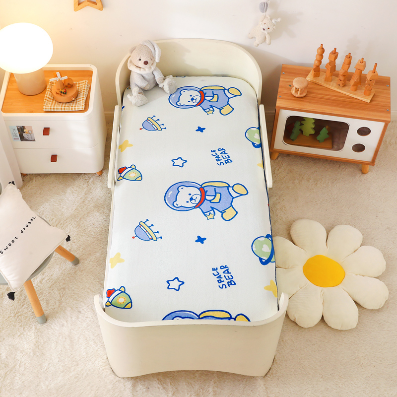 2022新款加厚牛奶绒可拆款床垫 幼儿园儿童床垫 50*130cm 卡通宇航员