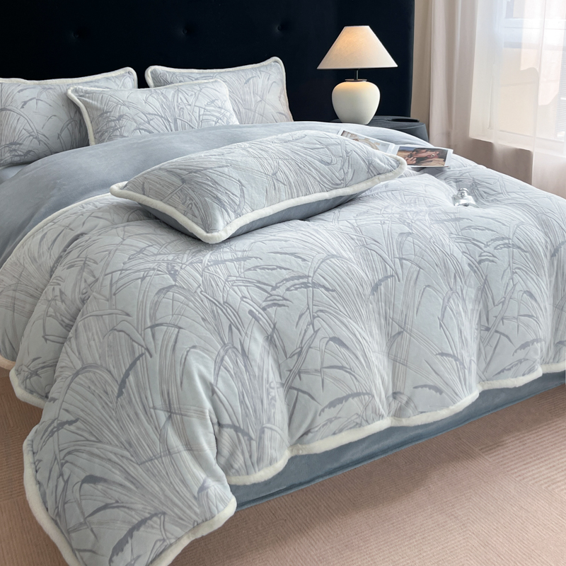 2025新款立体雕花牛奶绒四件套系列