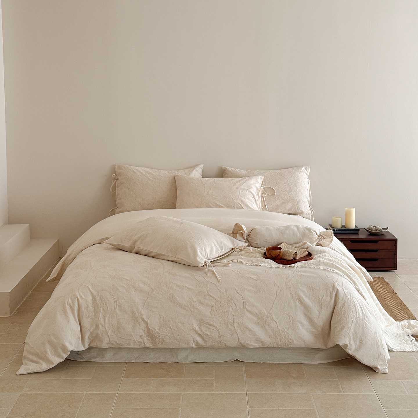 2026新款全棉亚麻浮雕提花四件套-场景二 素秋叶韵