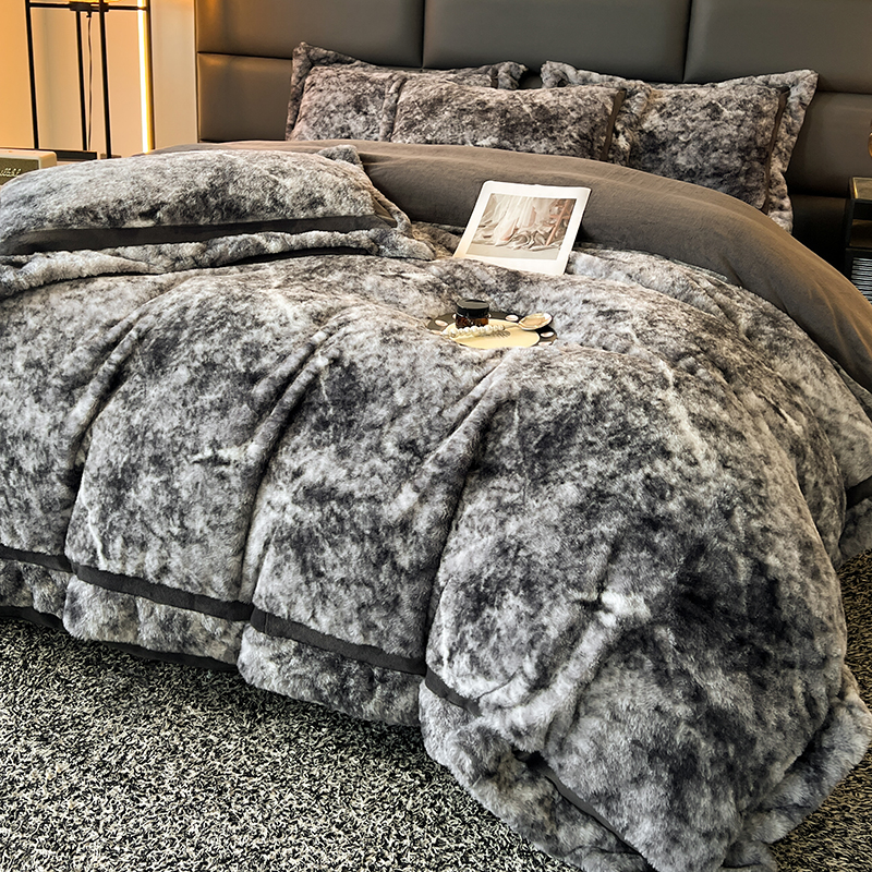 2025新款皮草绒双拼角工艺四件套