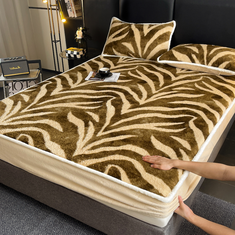 2025新款牛奶绒保暖床笠