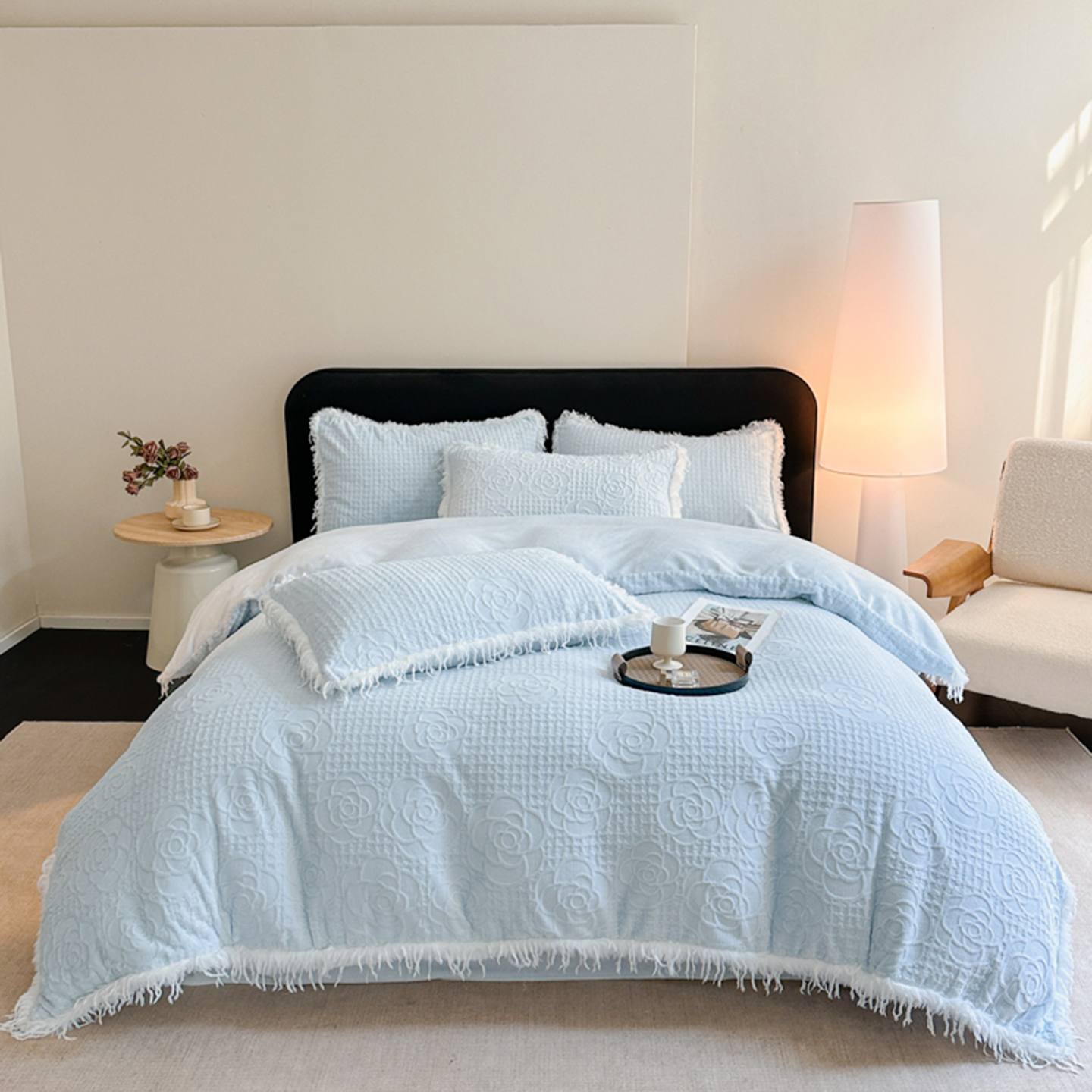 2025新款立体雕花牛奶绒碎边四件套