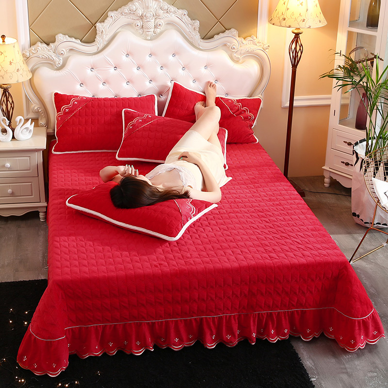 2019新款水晶绒夹棉床盖三件套 1.5m-1.8m床盖款 大红色