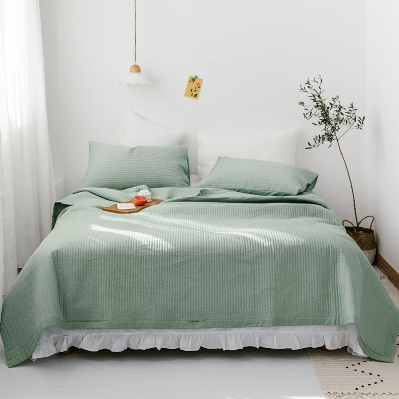 2020新款色织水洗棉夹棉床盖 单床盖160cmx210cm 浅绿色