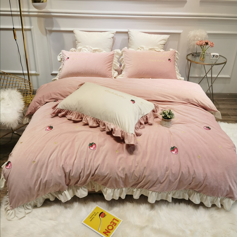 2019新款-宝宝绒小草莓四件套 床单款1.5m（5英尺）床 小草莓绒（粉）
