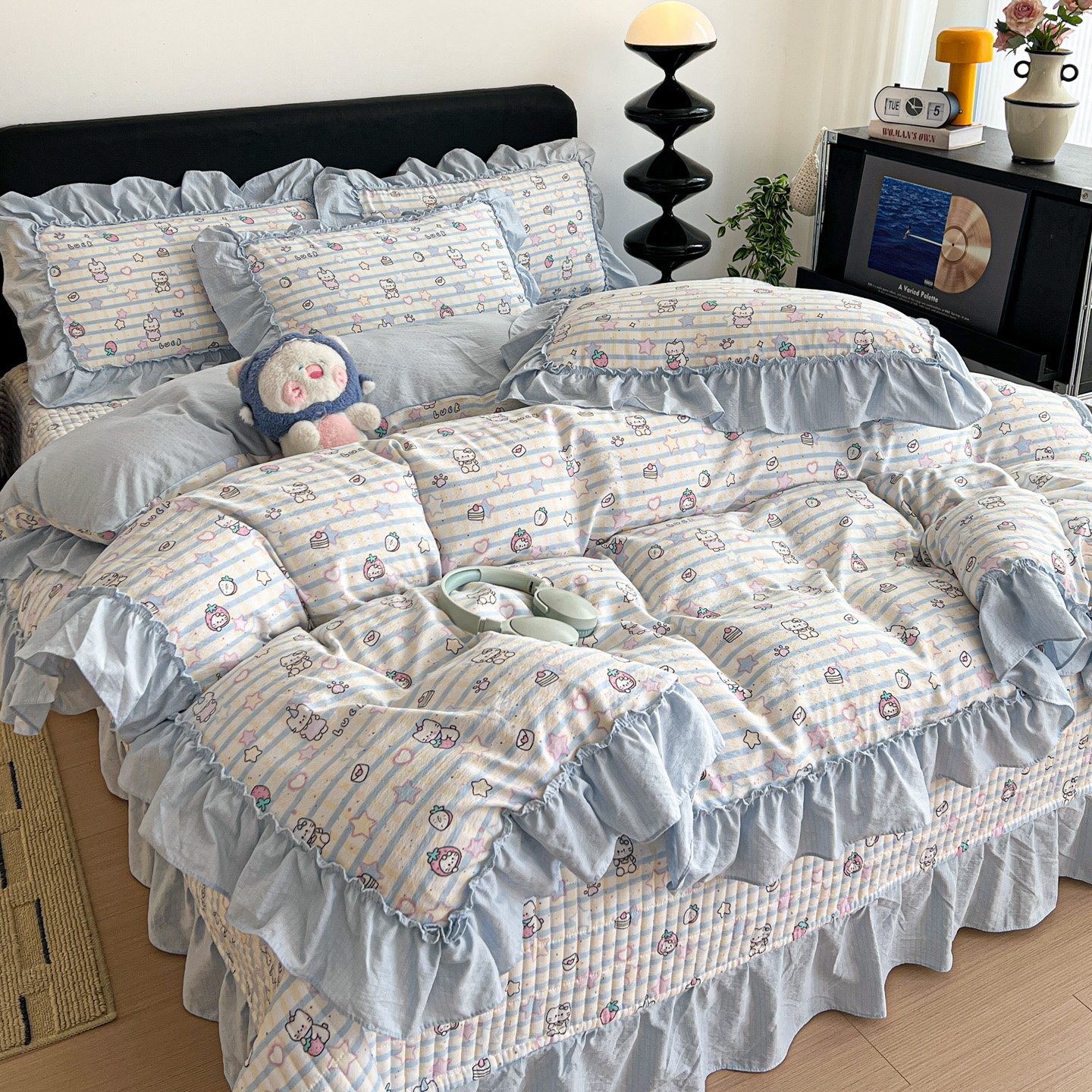 2026新款敲可爱奶呼呼云感双层纱韩国大布袋韩版大花边床盖床裙四件套-超级治愈 切块草莓猫