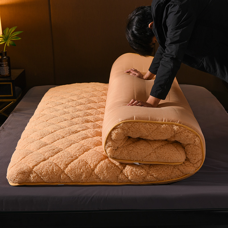 2020新款加厚羊羔绒保暖床垫-大床 1.0m床-厚度5cm 驼色