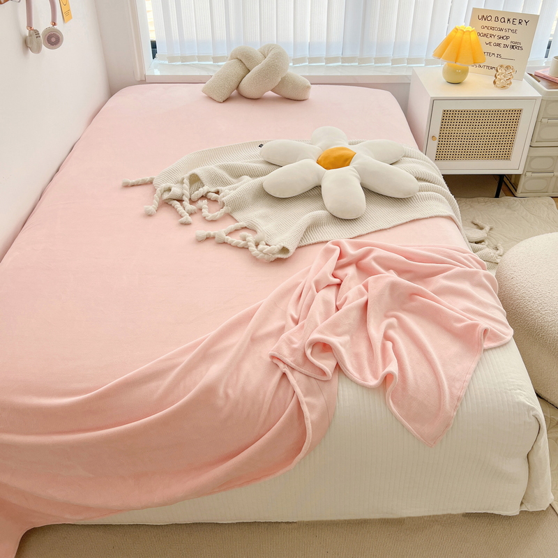 2022新款纯色牛奶绒单床单（场景一） 单床单160*230cm 牛奶绒床单-樱花粉
