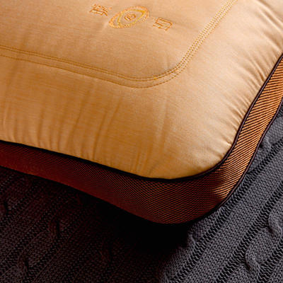 2023琥珀玉石保健定型枕