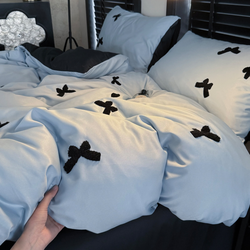 2026新款冰丝刺绣款四件套 水洗真丝刺绣款-蓝黑蝴蝶结