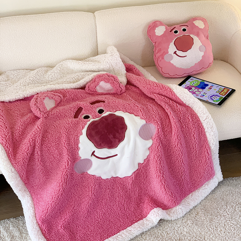 2023新款迪士尼加厚色大朵羊羔绒卡通刺绣毛毯（风格三） 150*200cm毛毯（送抱枕一个） 粉粉草莓熊