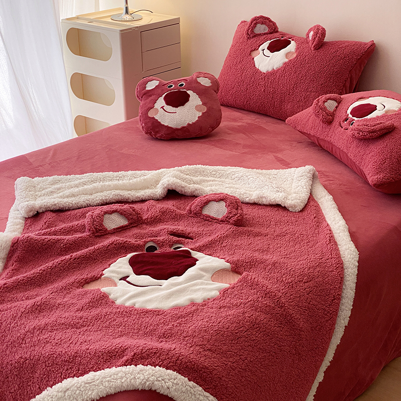 2023新款迪士尼加厚色大朵羊羔绒卡通刺绣毛毯（风格二） 150*200cm毛毯（送抱枕一个） 玫红草莓熊