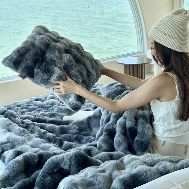 2023新款大泡泡兔绒毛毯托斯卡纳毛毯皮革毯披肩毯午睡毯（风格一） 100*150cm 托斯卡纳-水墨灰