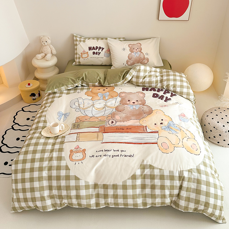 2025新款全棉13372卡通大版数码印花三件套四件套 快乐时光