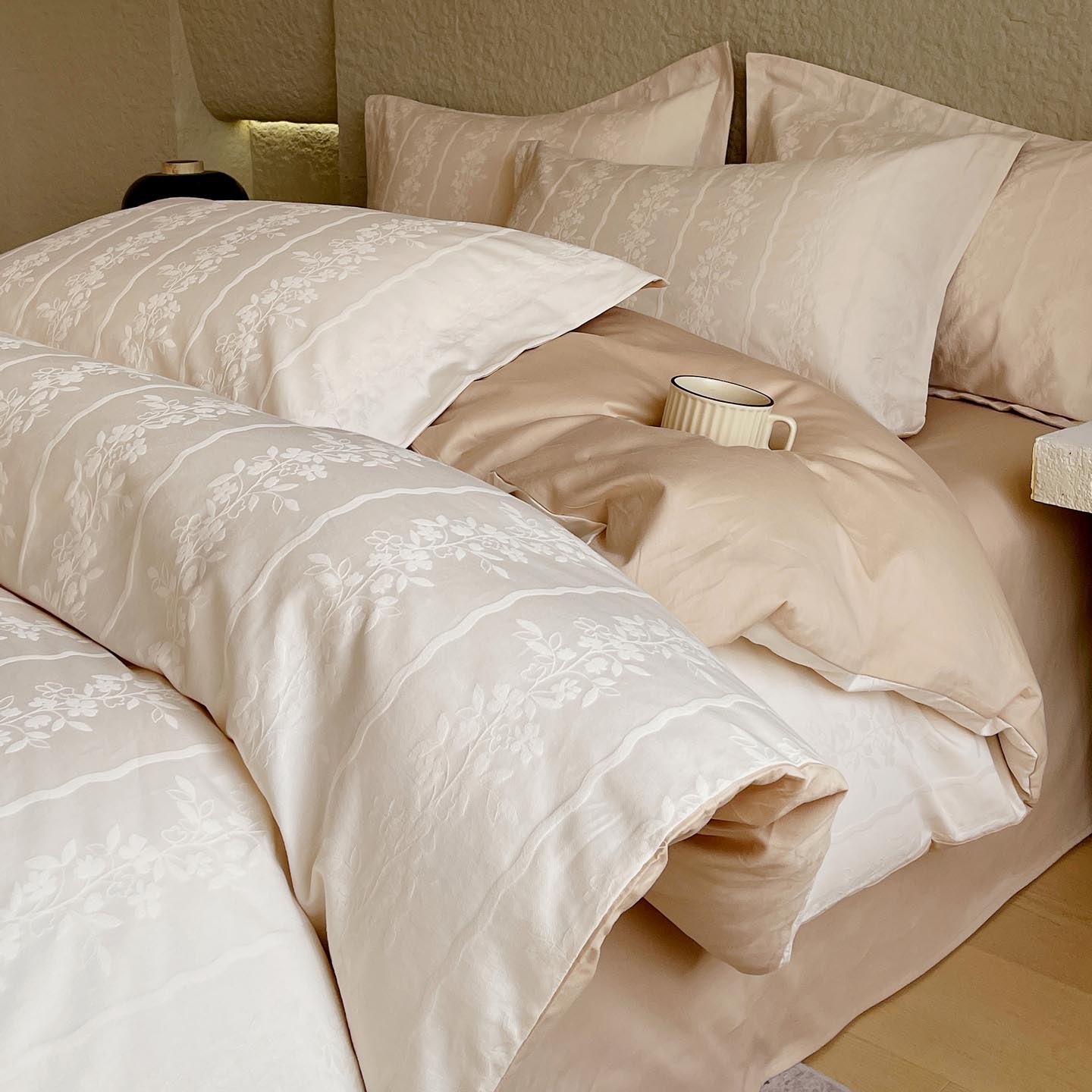 2026新款A类全棉亮面浮雕提花四件套 浪漫情缘-米杏