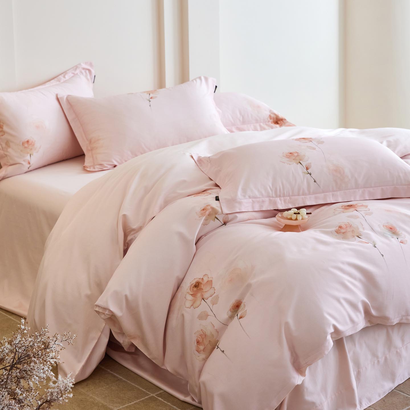 2026新款全棉60支长绒棉数码印花四件套 蔷薇花语粉