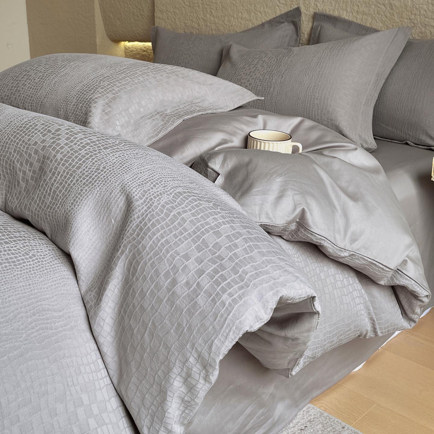 2026新款A类全棉亮面浮雕提花四件套 石烁-太空灰