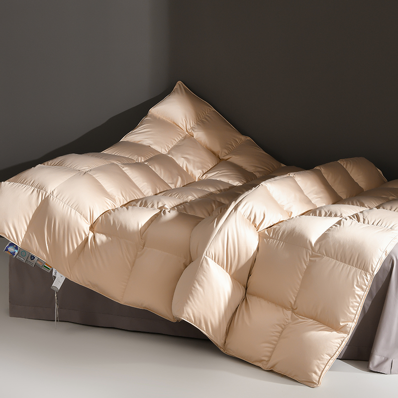 雅高 2025新款高奢缪斯纯色真丝95大朵白鹅绒被羽绒被春秋被冬被加厚被子被芯 缪斯金