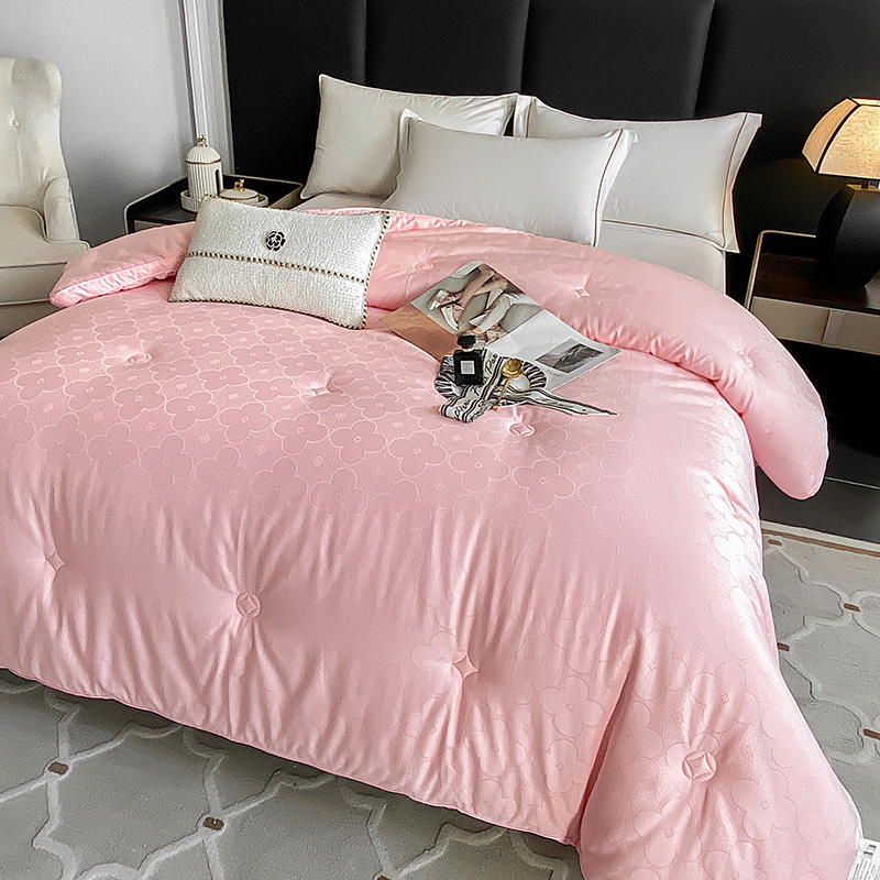 2024新款梵克系列-全棉80s贡缎四叶草大提花蚕丝大豆双蛋白被子冬被被芯