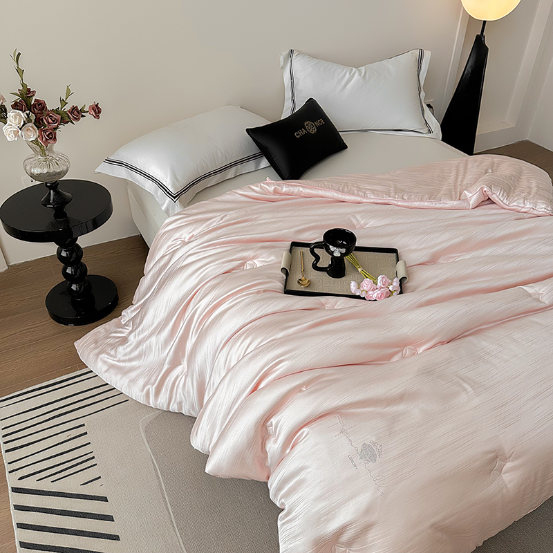 凯撒—2025新款A类云彩丝大提花蚕丝蛋白轻奢高档冬被被子被芯 凯撒粉