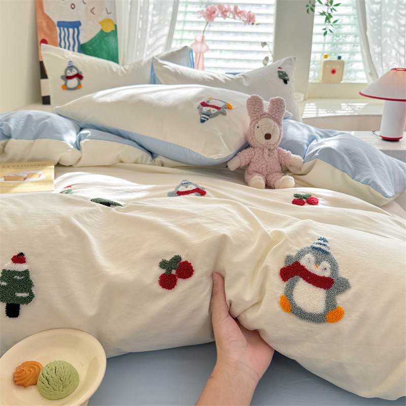 2025新款水洗棉毛巾绣卡通系列单被套 豆丁企鹅-白