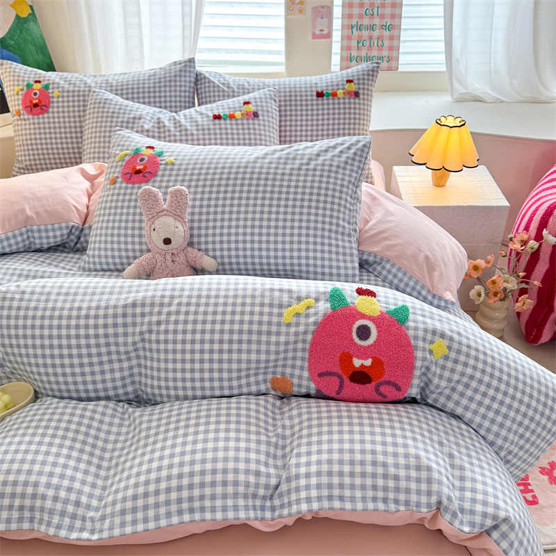 2025新款水洗棉毛巾绣卡通系列四件套 格子怪兽