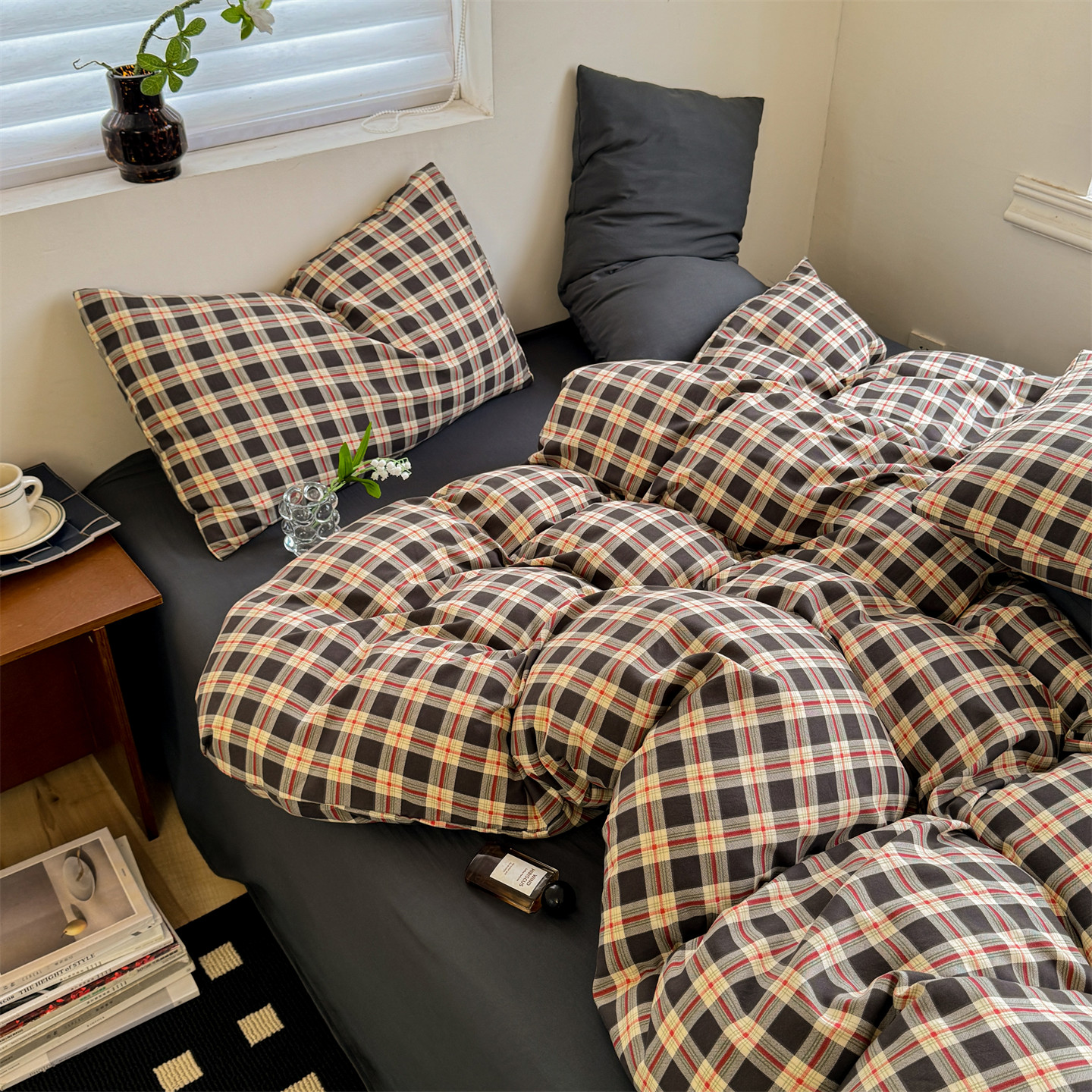 2025新款无印风超柔水洗棉宿舍三件套 柏林+黑