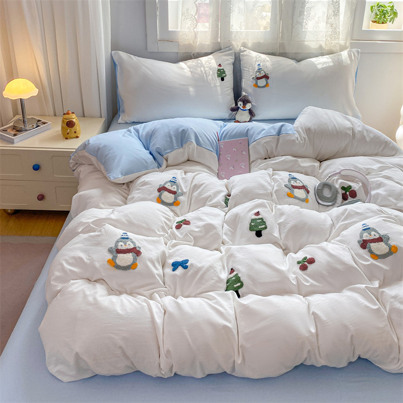 2025新款超柔水洗棉毛巾绣四件套-豆丁企鹅 豆丁企鹅白