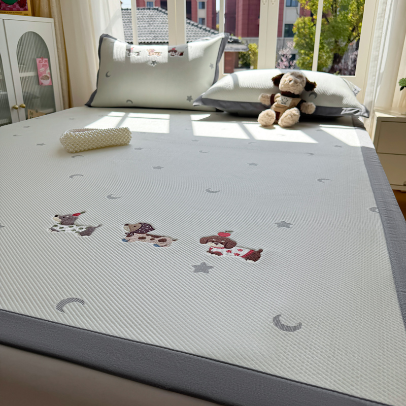 2026新款卡通印加绣花小红书爆款 凉豆豆绣花床席 可水洗床席