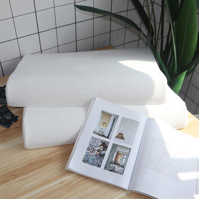 2019新款塔拉蕾乳胶枕（60×40㎝高度6-8㎝  ） 塔拉蕾乳胶枕