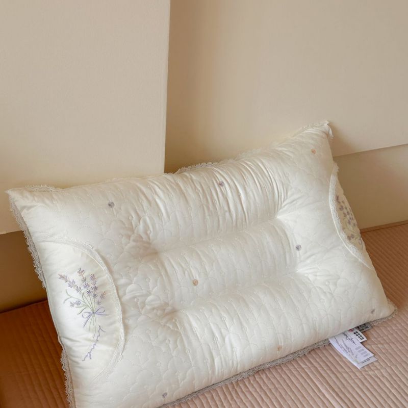 2025新款韩式薰衣草护颈枕枕头枕芯 白色